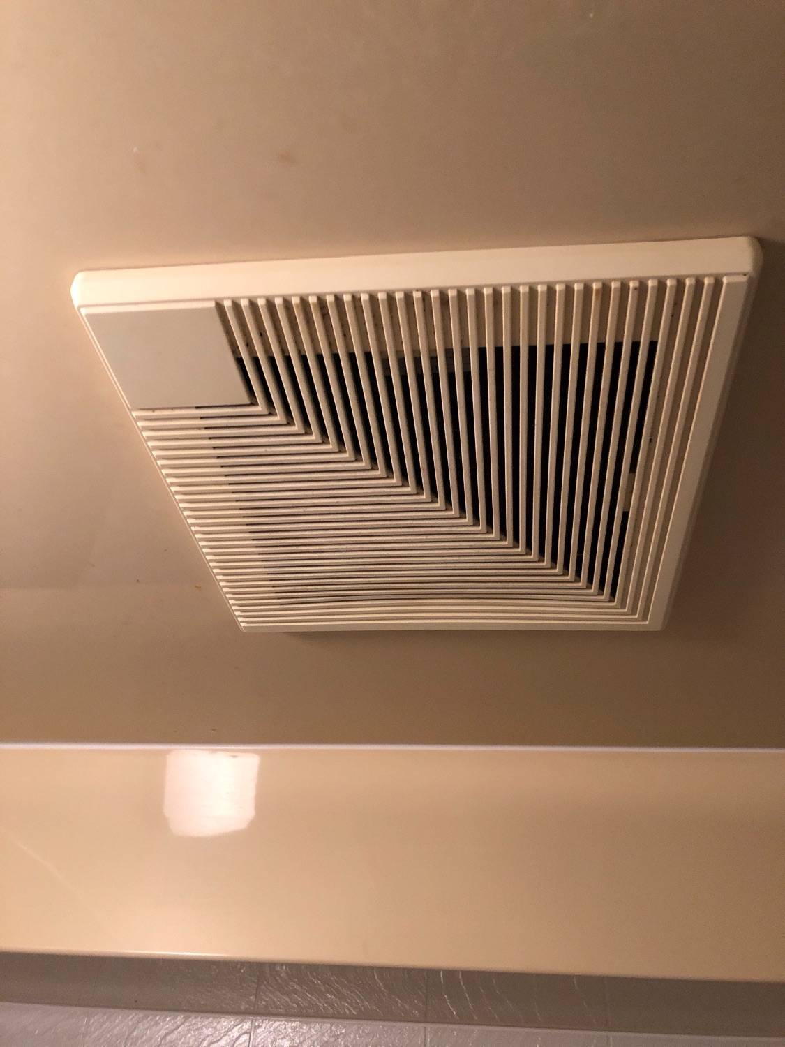 施工前 | 藤沢市周辺エリアのガス給湯器・電気温水器・エコキュート交換｜ 株式会社内藤商事