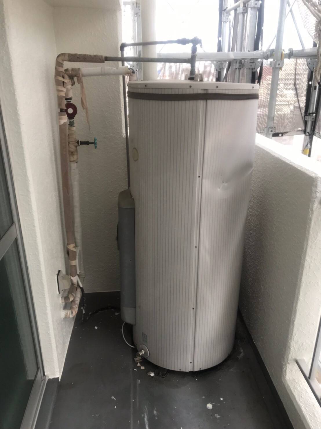 施工前 | 藤沢市周辺エリアのガス給湯器・電気温水器・エコキュート交換｜ 株式会社内藤商事