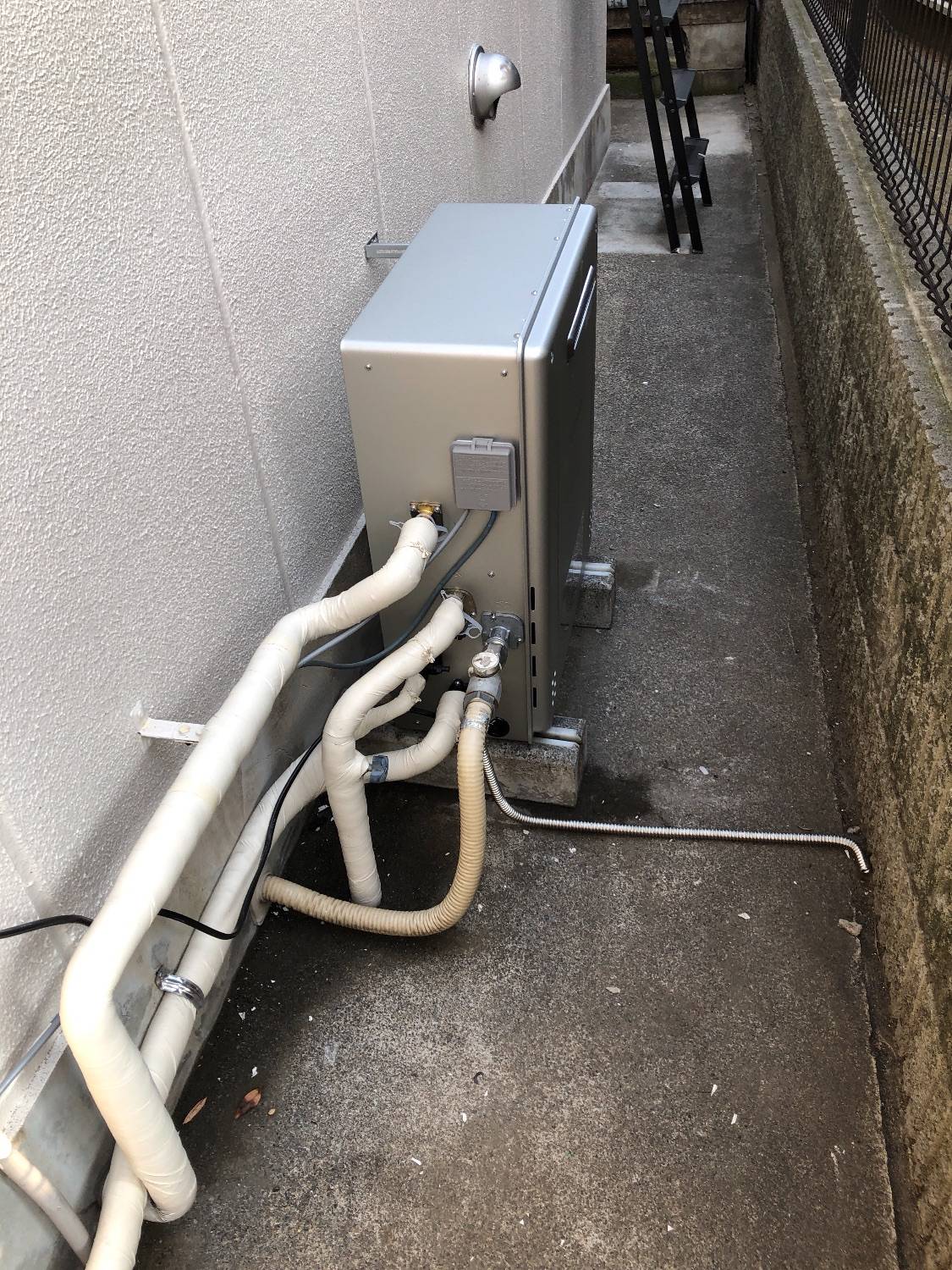 施工後 | 藤沢市周辺エリアのガス給湯器・電気温水器・エコキュート交換｜ 株式会社内藤商事