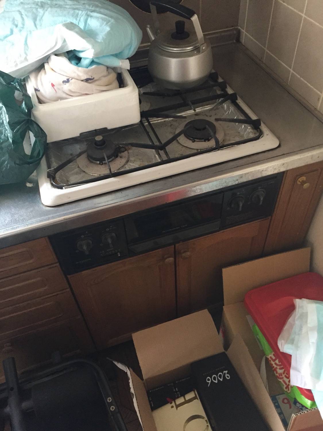 施工前 | 藤沢市周辺エリアのガス給湯器・電気温水器・エコキュート交換｜ 株式会社内藤商事