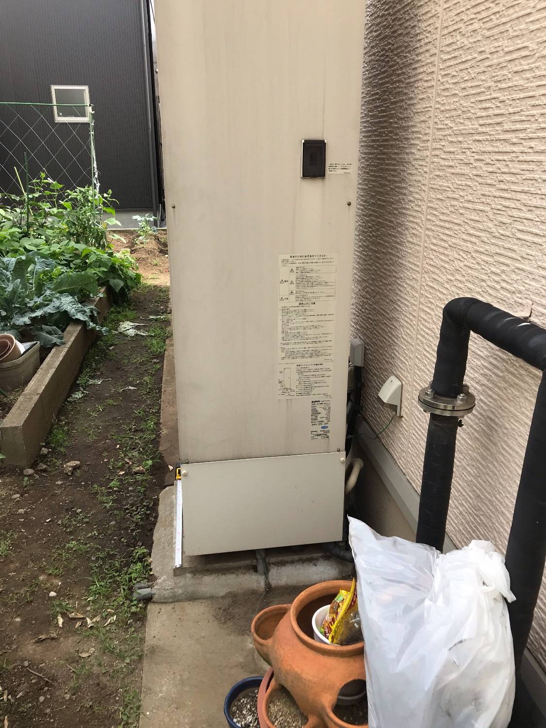 施工前 | 藤沢市周辺エリアのガス給湯器・電気温水器・エコキュート交換｜ 株式会社内藤商事