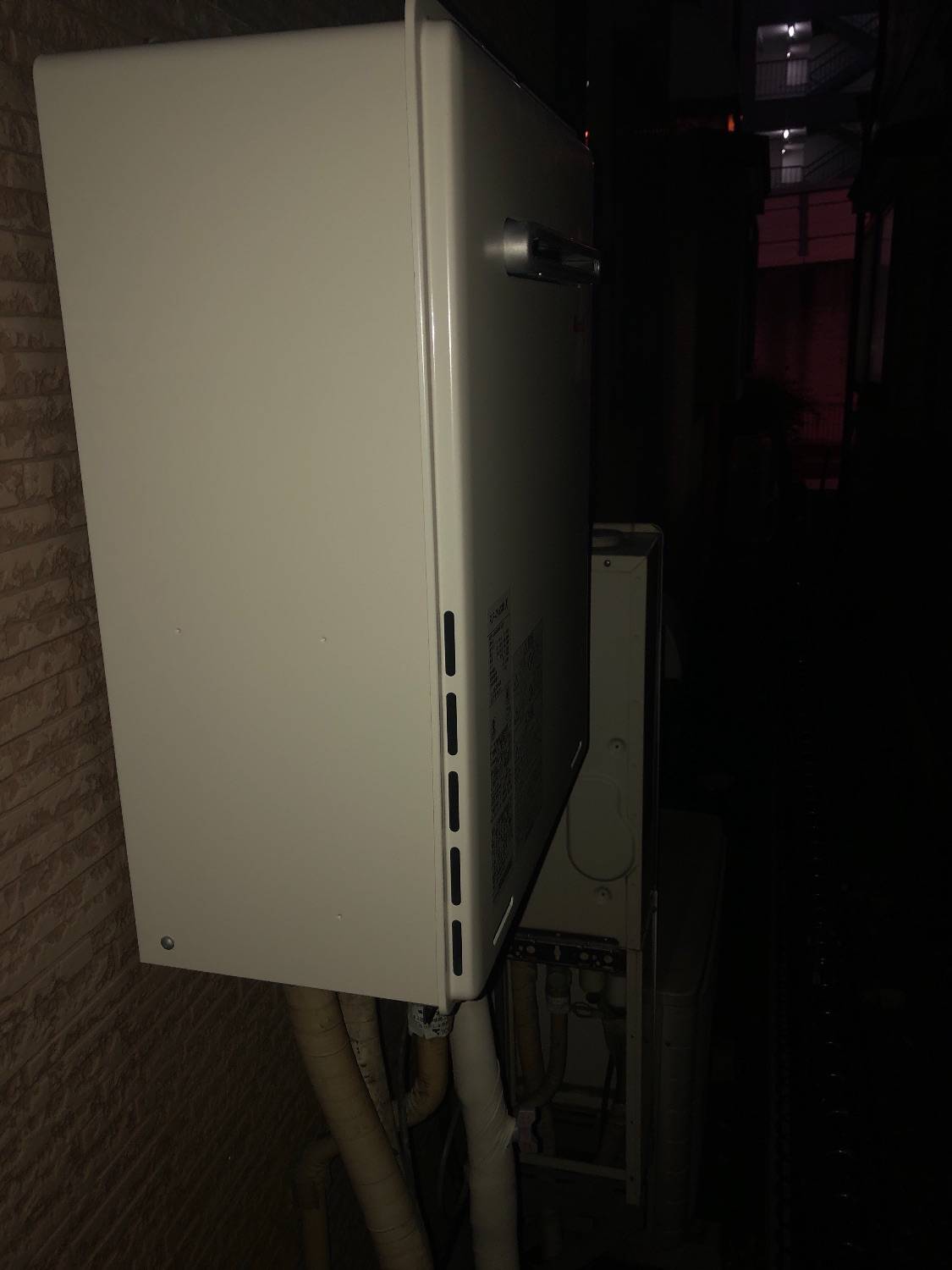 施工後 | 藤沢市周辺エリアのガス給湯器・電気温水器・エコキュート交換｜ 株式会社内藤商事