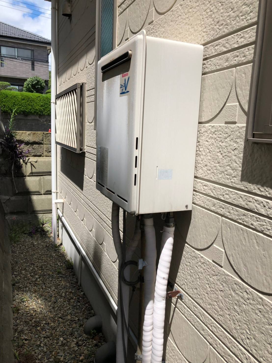 施工前 | 藤沢市周辺エリアのガス給湯器・電気温水器・エコキュート交換｜ 株式会社内藤商事