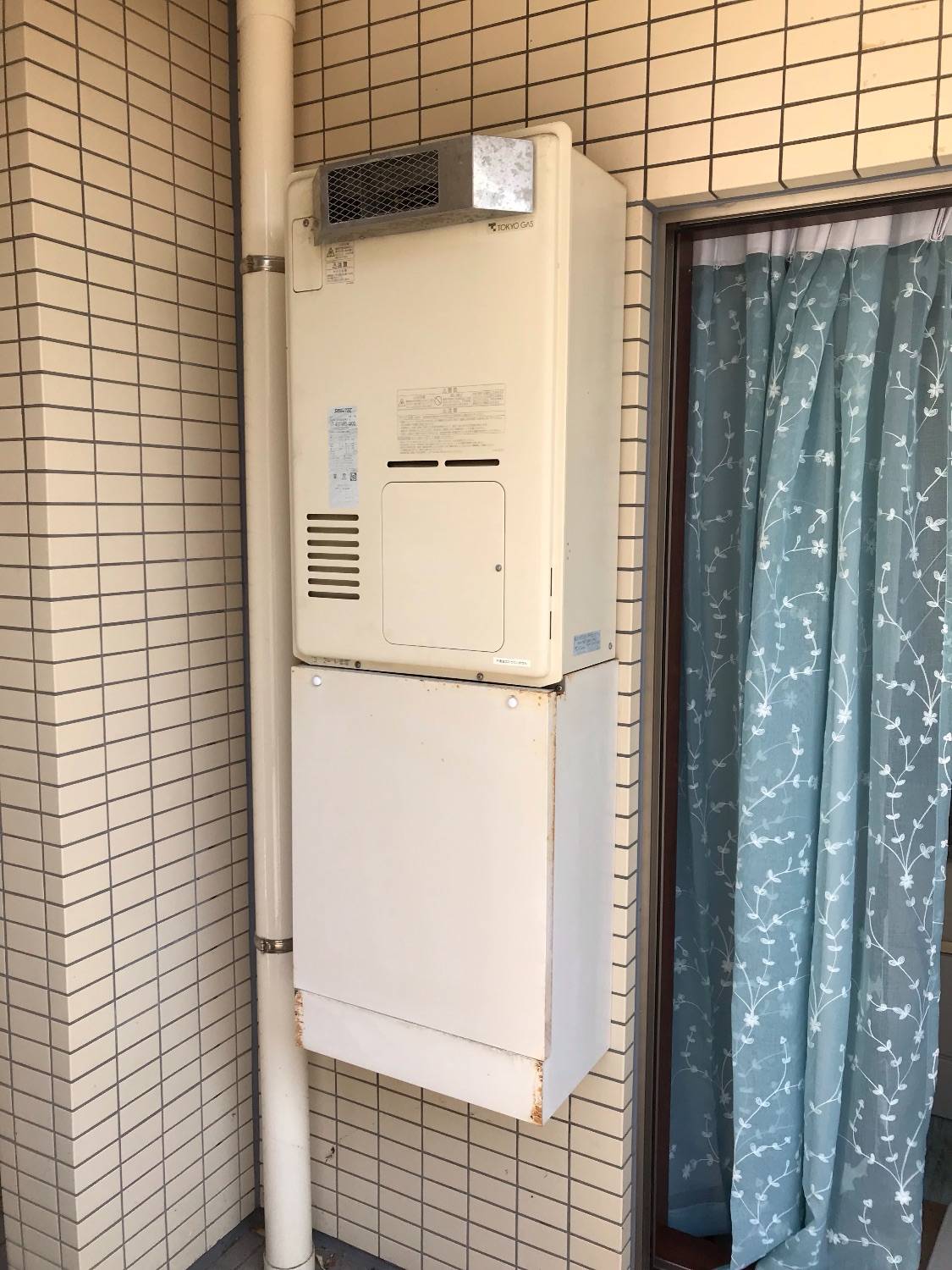 施工前 | 藤沢市周辺エリアのガス給湯器・電気温水器・エコキュート交換｜ 株式会社内藤商事