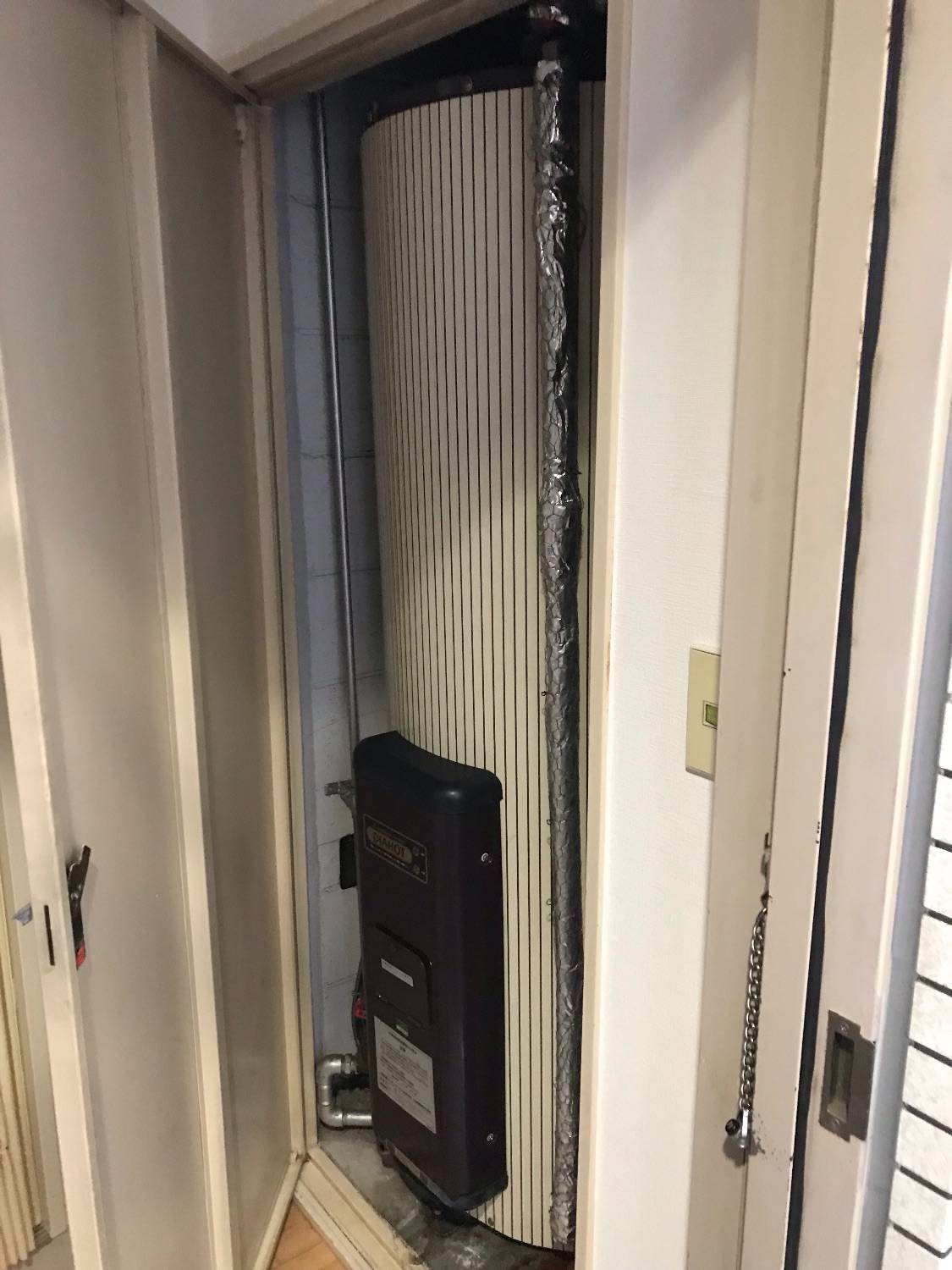 施工前 | 藤沢市周辺エリアのガス給湯器・電気温水器・エコキュート交換｜ 株式会社内藤商事