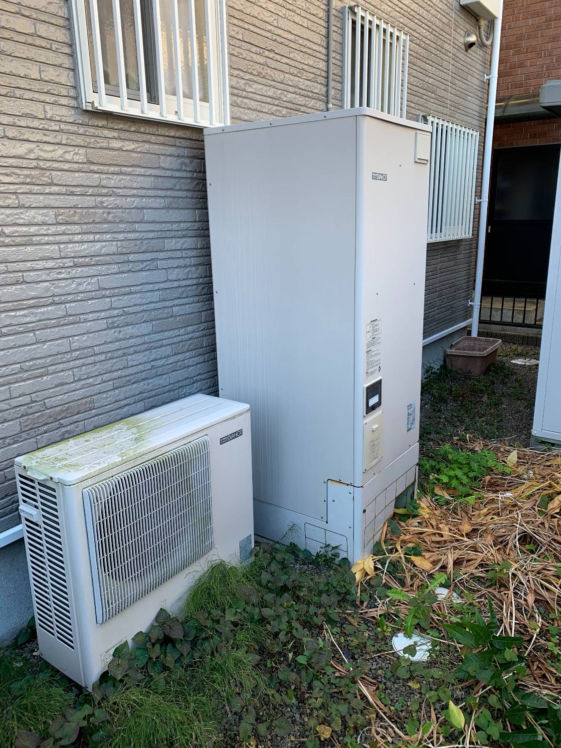 施工前 | 藤沢市周辺エリアのガス給湯器・電気温水器・エコキュート交換｜ 株式会社内藤商事