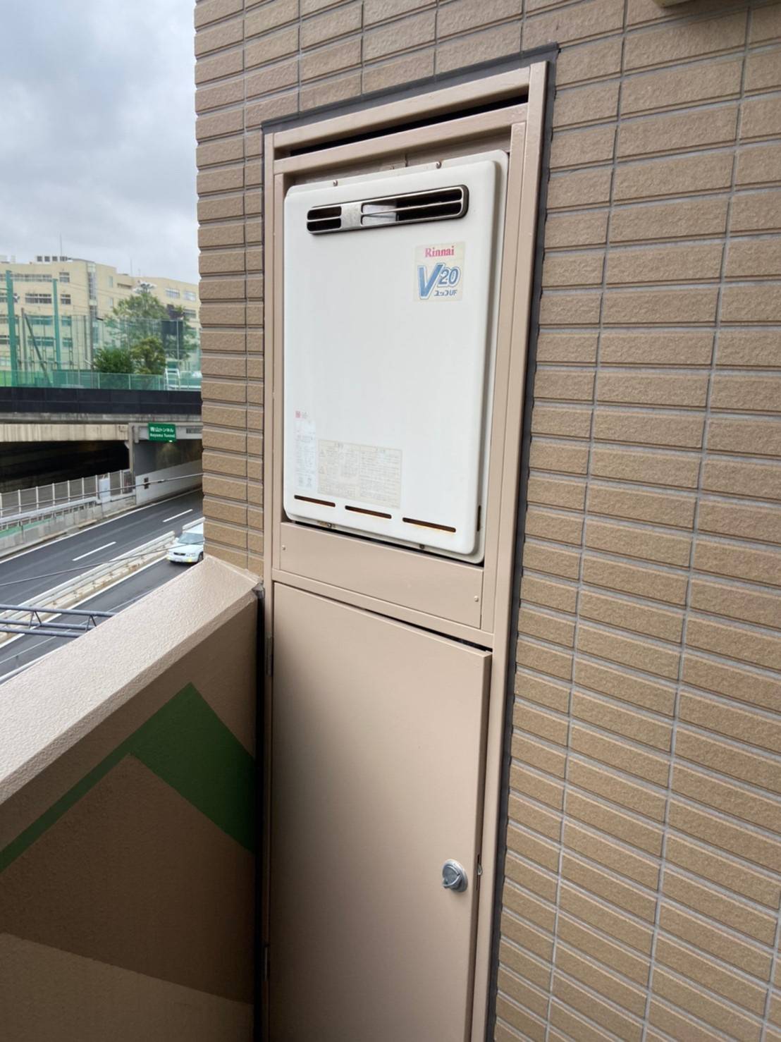 施工前 | 藤沢市周辺エリアのガス給湯器・電気温水器・エコキュート交換｜ 株式会社内藤商事