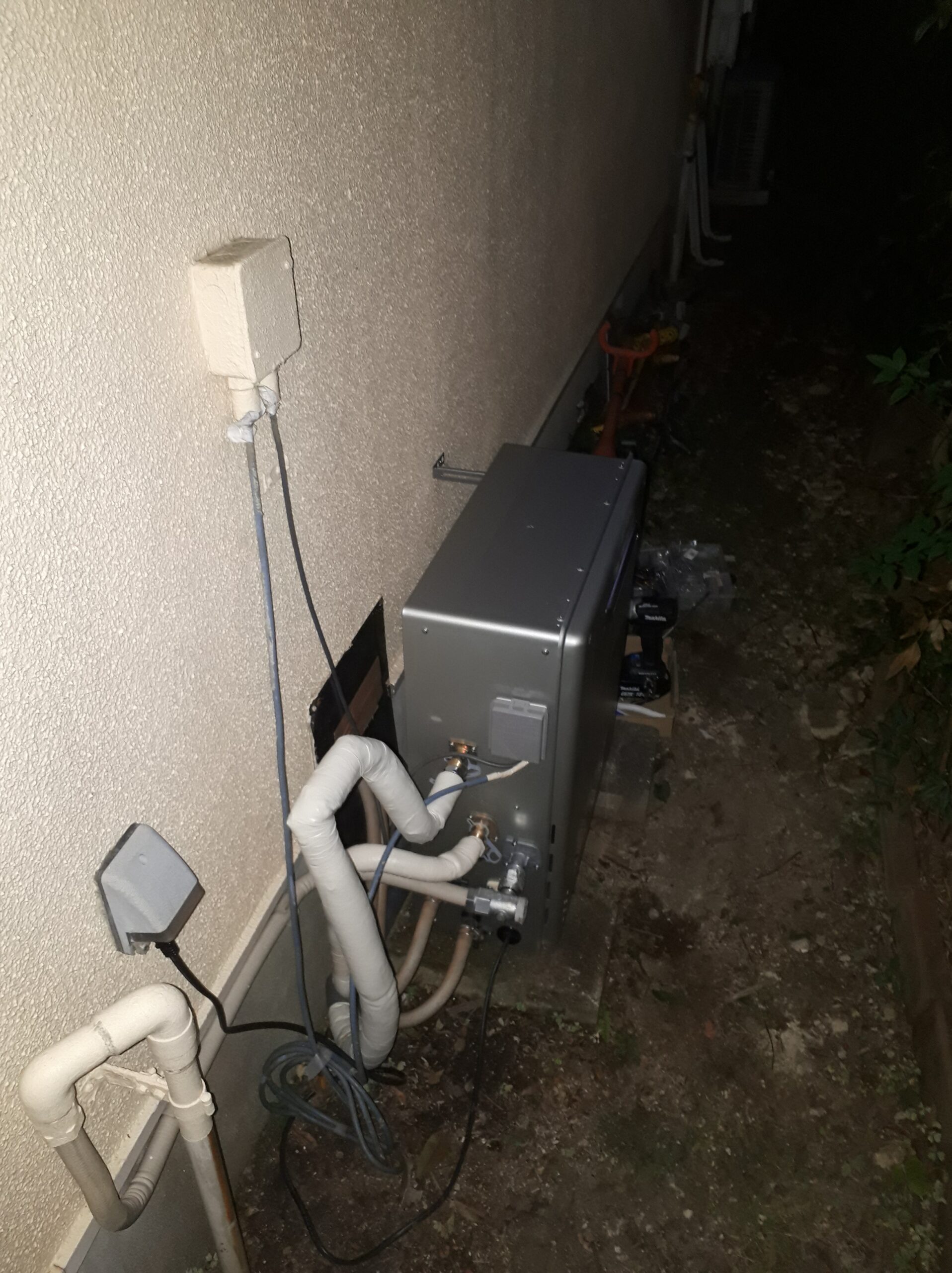 施工後 | 藤沢市周辺エリアのガス給湯器・電気温水器・エコキュート交換｜ 株式会社内藤商事