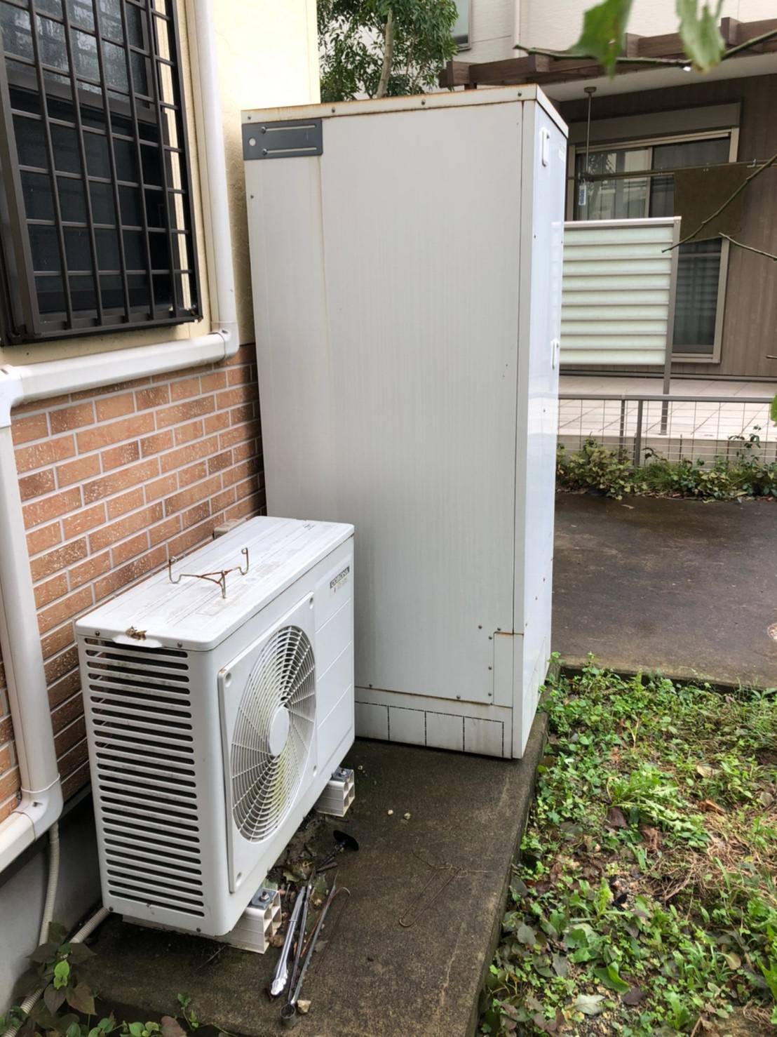 施工前 | 藤沢市周辺エリアのガス給湯器・電気温水器・エコキュート交換｜ 株式会社内藤商事