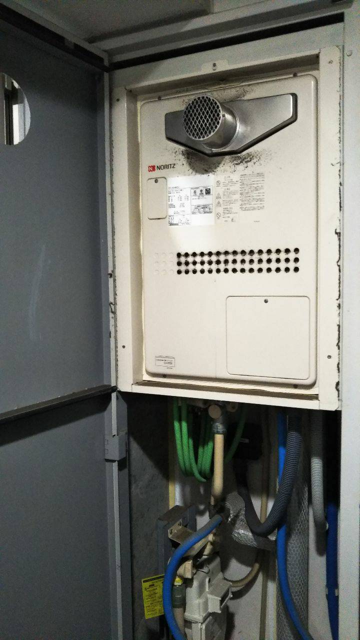 施工前 | 藤沢市周辺エリアのガス給湯器・電気温水器・エコキュート交換｜ 株式会社内藤商事