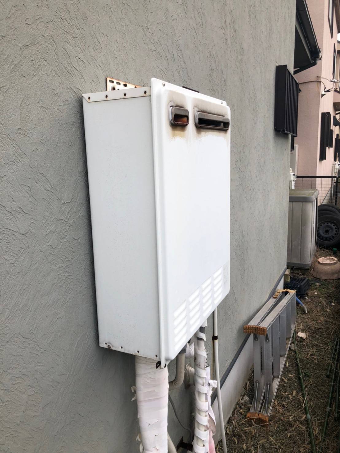 施工前 | 藤沢市周辺エリアのガス給湯器・電気温水器・エコキュート交換｜ 株式会社内藤商事