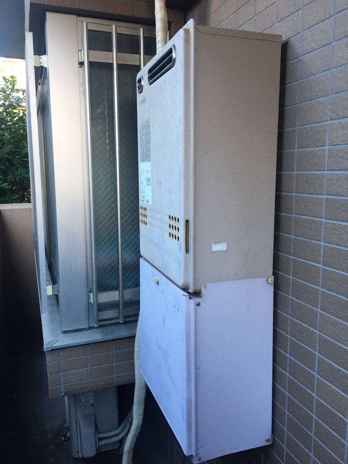 施工前 | 藤沢市周辺エリアのガス給湯器・電気温水器・エコキュート交換｜ 株式会社内藤商事