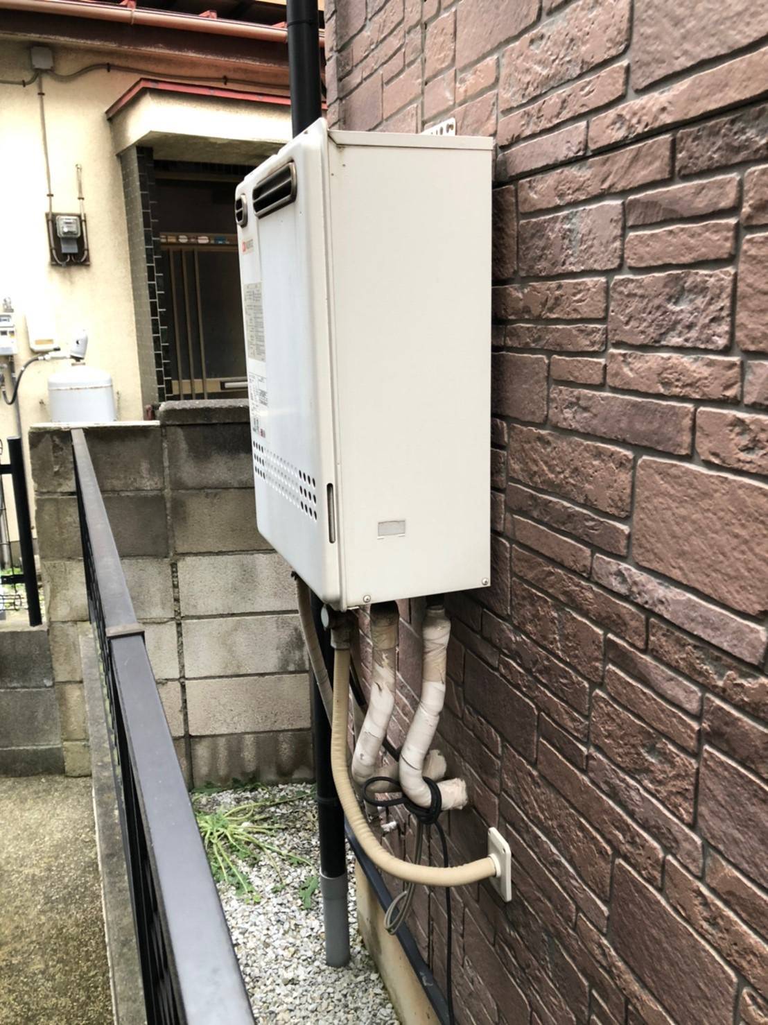 施工前 | 藤沢市周辺エリアのガス給湯器・電気温水器・エコキュート交換｜ 株式会社内藤商事