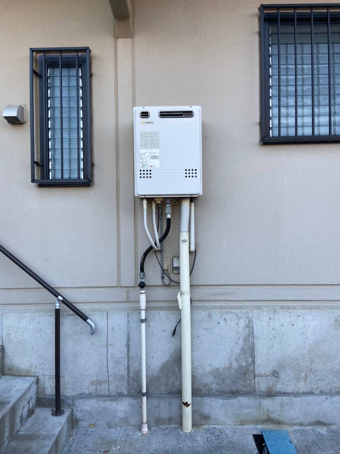 施工前 | 藤沢市周辺エリアのガス給湯器・電気温水器・エコキュート交換｜ 株式会社内藤商事