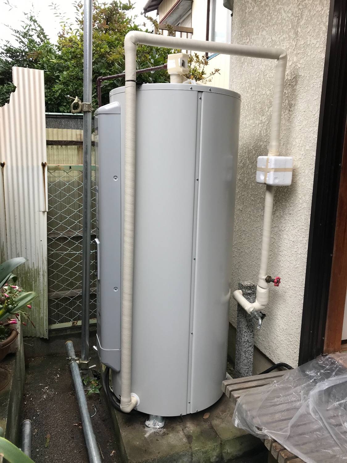 施工後 | 藤沢市周辺エリアのガス給湯器・電気温水器・エコキュート交換｜ 株式会社内藤商事