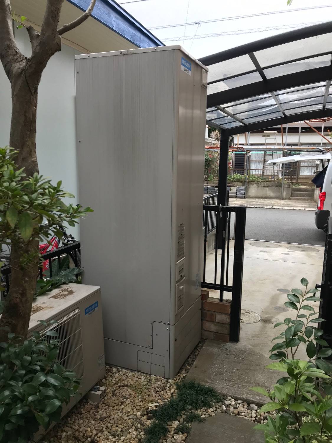 施工前 | 藤沢市周辺エリアのガス給湯器・電気温水器・エコキュート交換｜ 株式会社内藤商事