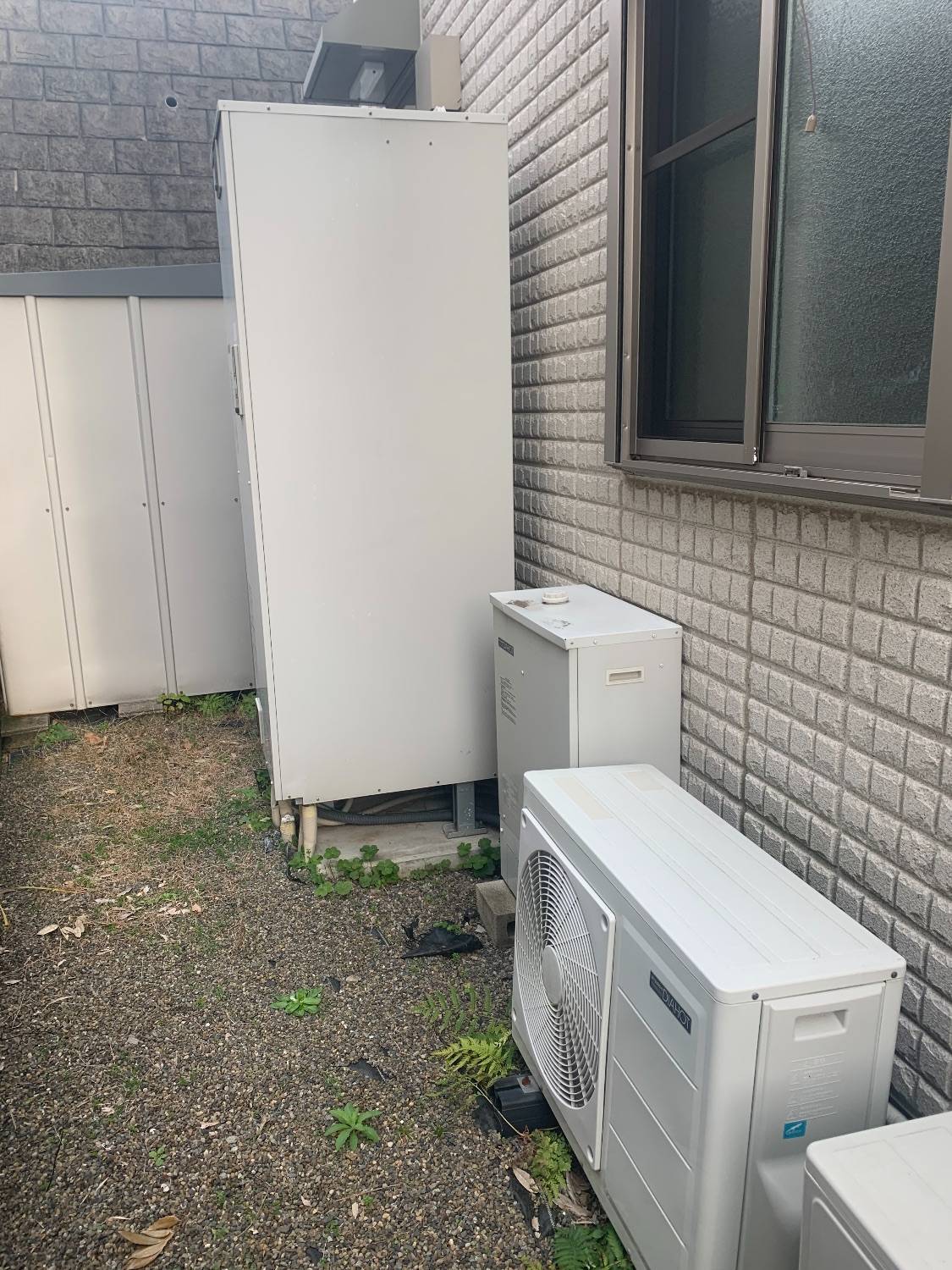 施工前 | 藤沢市周辺エリアのガス給湯器・電気温水器・エコキュート交換｜ 株式会社内藤商事