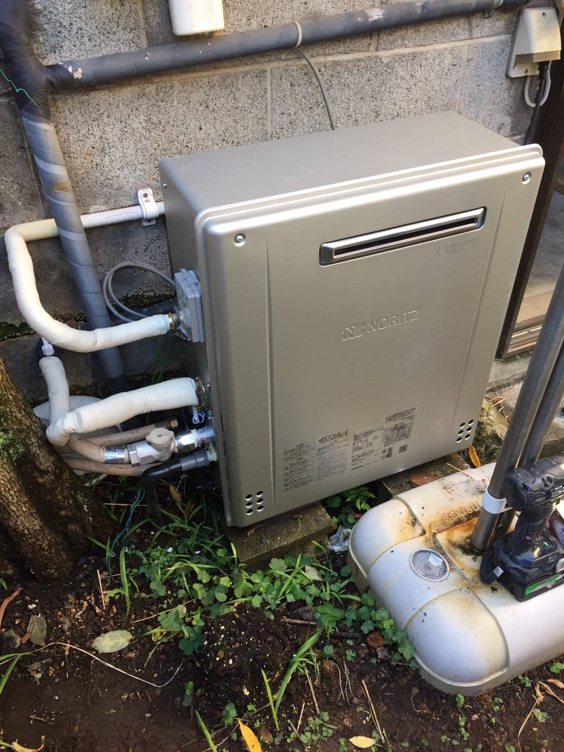 施工後 | 藤沢市周辺エリアのガス給湯器・電気温水器・エコキュート交換｜ 株式会社内藤商事