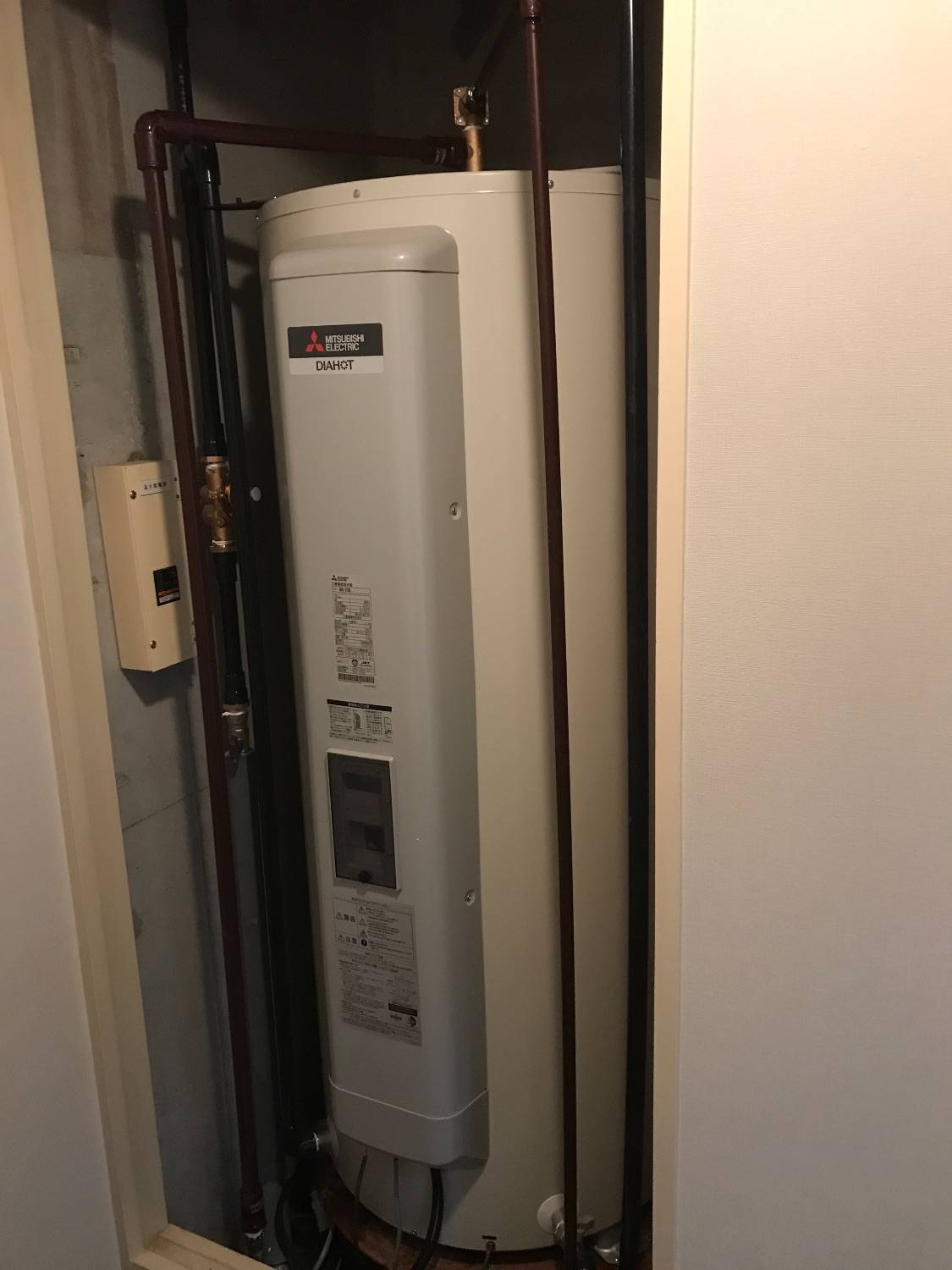 施工後 | 藤沢市周辺エリアのガス給湯器・電気温水器・エコキュート交換｜ 株式会社内藤商事