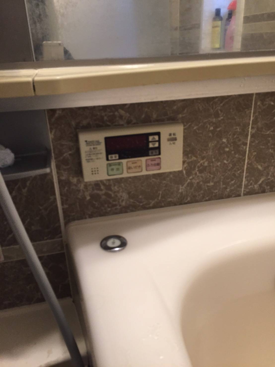 施工前 | 藤沢市周辺エリアのガス給湯器・電気温水器・エコキュート交換｜ 株式会社内藤商事