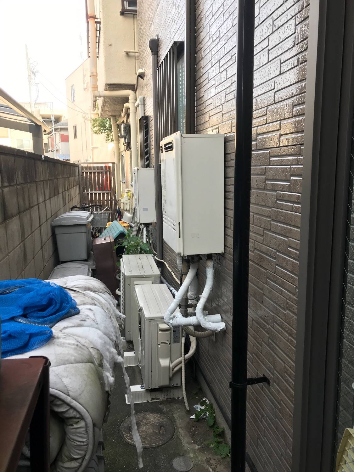 施工前 | 藤沢市周辺エリアのガス給湯器・電気温水器・エコキュート交換｜ 株式会社内藤商事