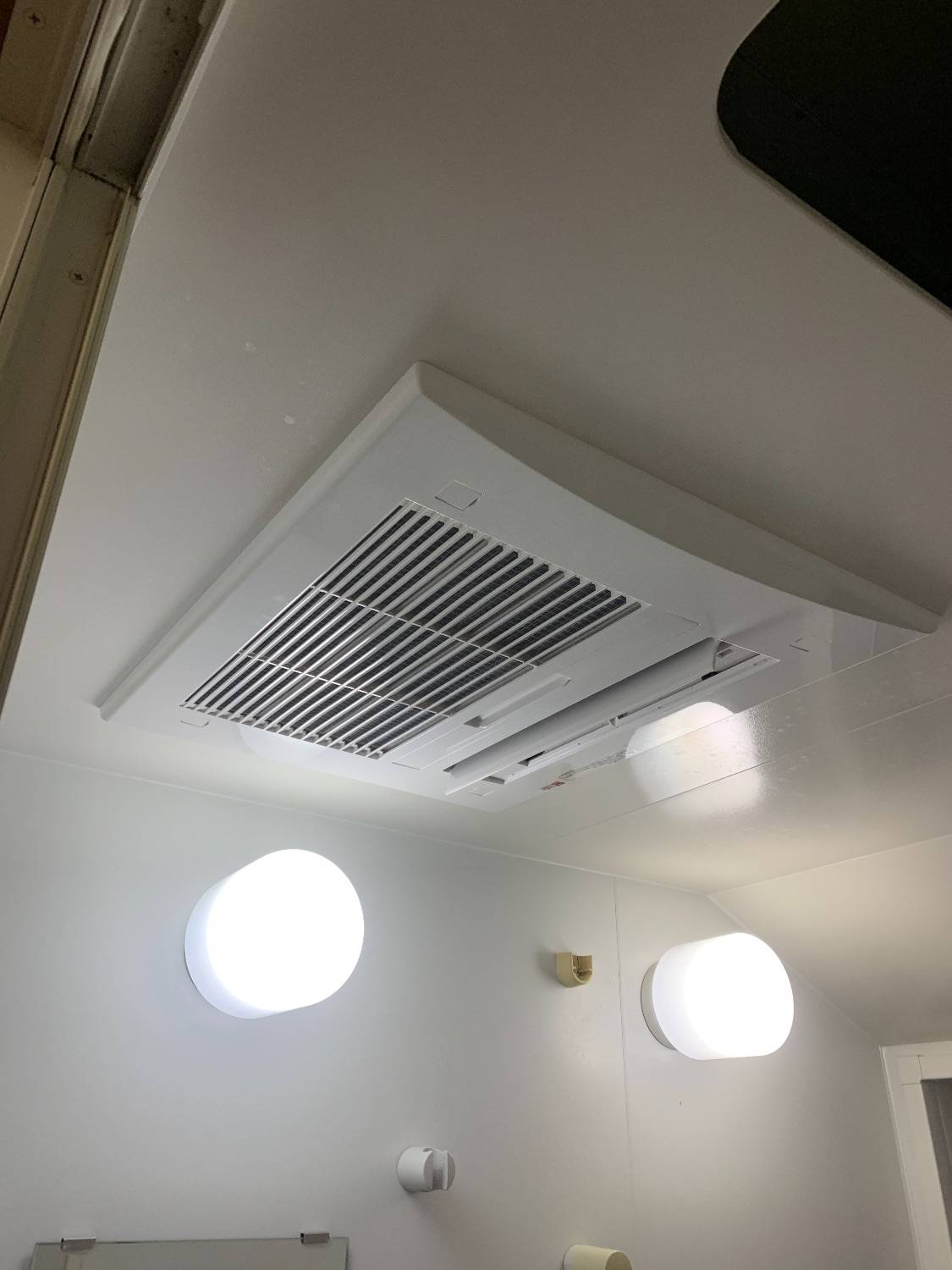 施工後 | 藤沢市周辺エリアのガス給湯器・電気温水器・エコキュート交換｜ 株式会社内藤商事