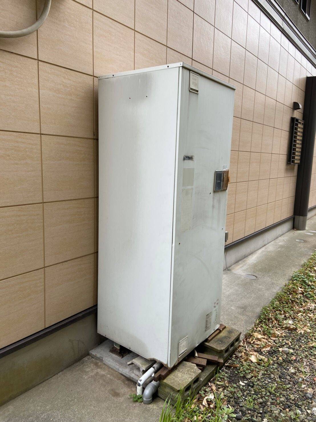 施工前 | 藤沢市周辺エリアのガス給湯器・電気温水器・エコキュート交換｜ 株式会社内藤商事