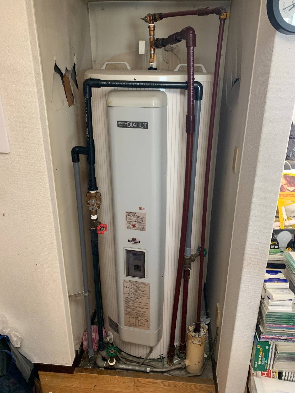 施工前 | 藤沢市周辺エリアのガス給湯器・電気温水器・エコキュート交換｜ 株式会社内藤商事