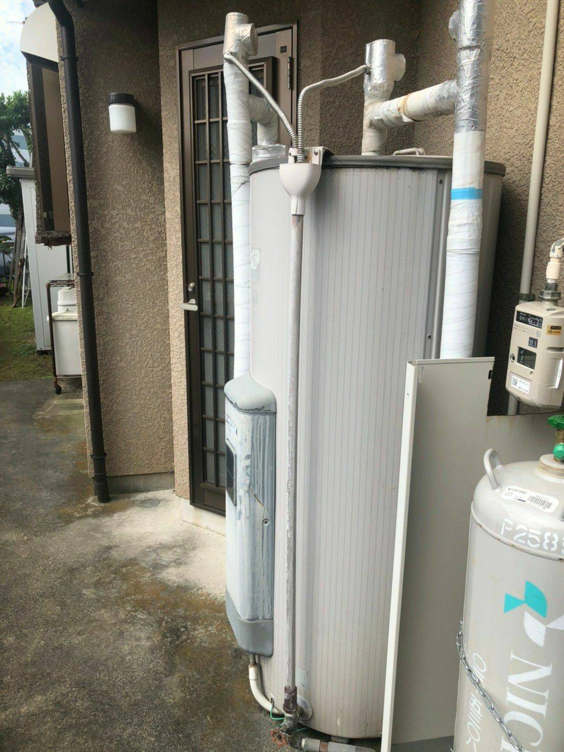 施工前 | 藤沢市周辺エリアのガス給湯器・電気温水器・エコキュート交換｜ 株式会社内藤商事