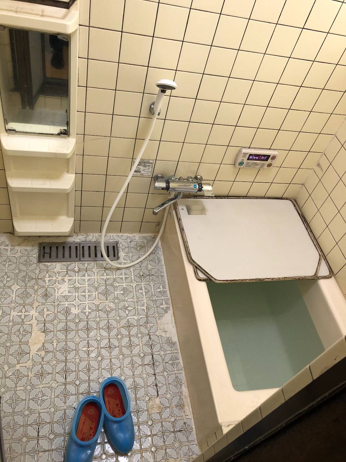 施工前 | 藤沢市周辺エリアのガス給湯器・電気温水器・エコキュート交換｜ 株式会社内藤商事