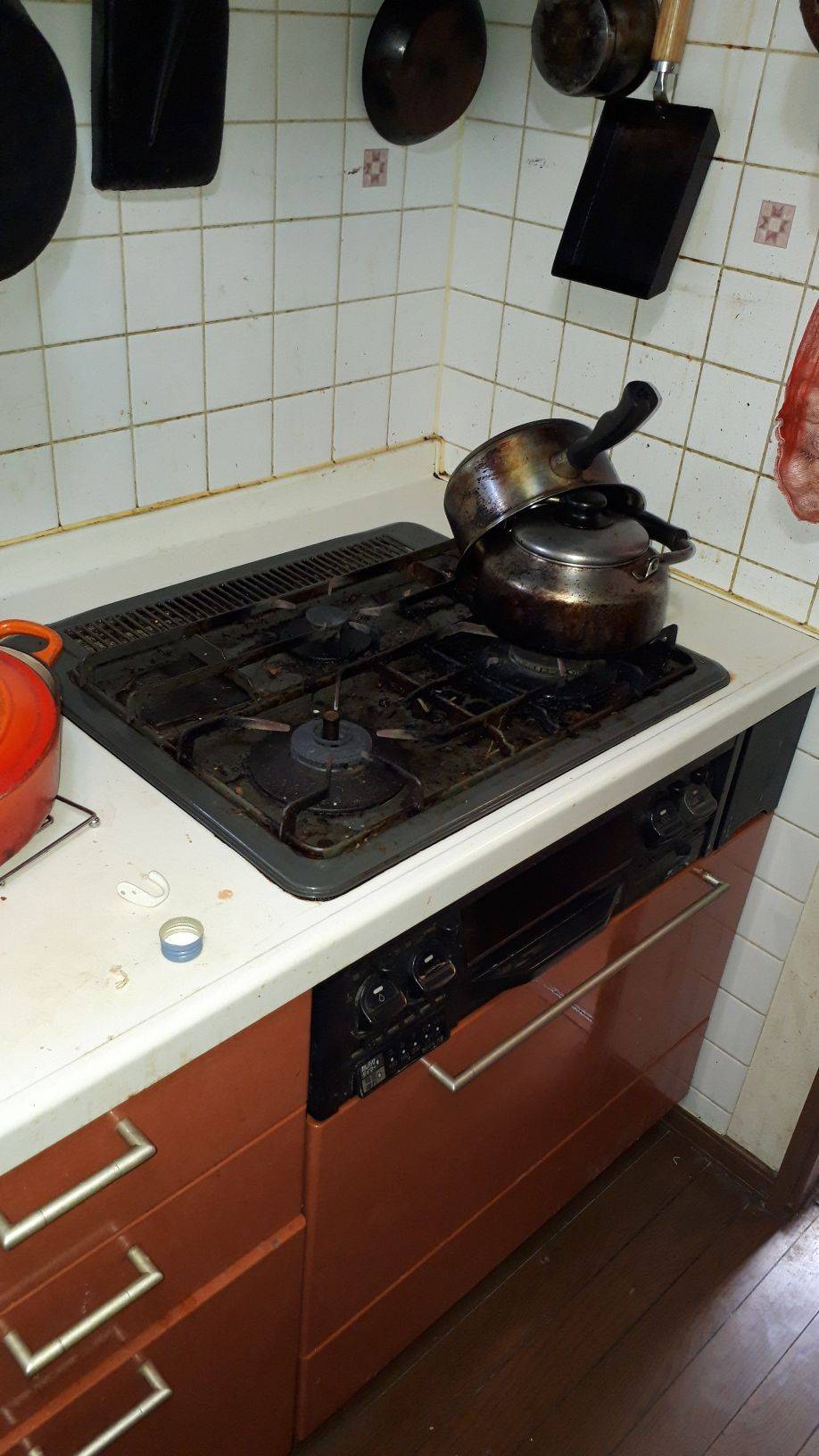 施工前 | 藤沢市周辺エリアのガス給湯器・電気温水器・エコキュート交換｜ 株式会社内藤商事