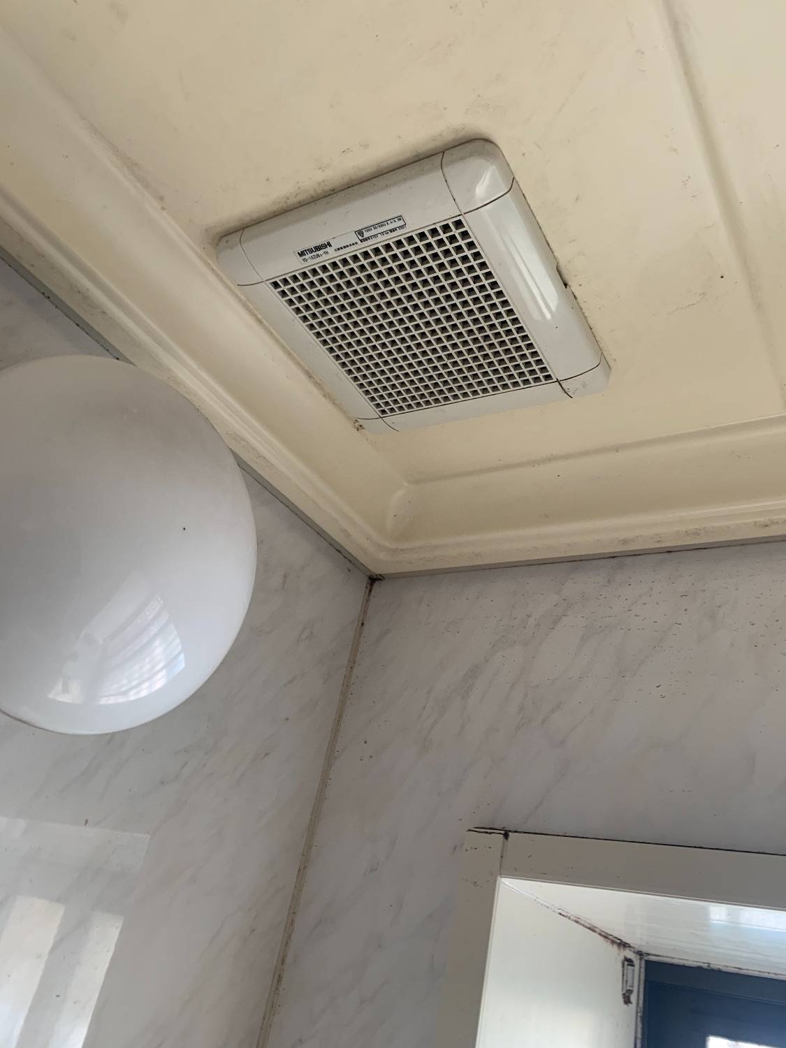 施工前 | 藤沢市周辺エリアのガス給湯器・電気温水器・エコキュート交換｜ 株式会社内藤商事