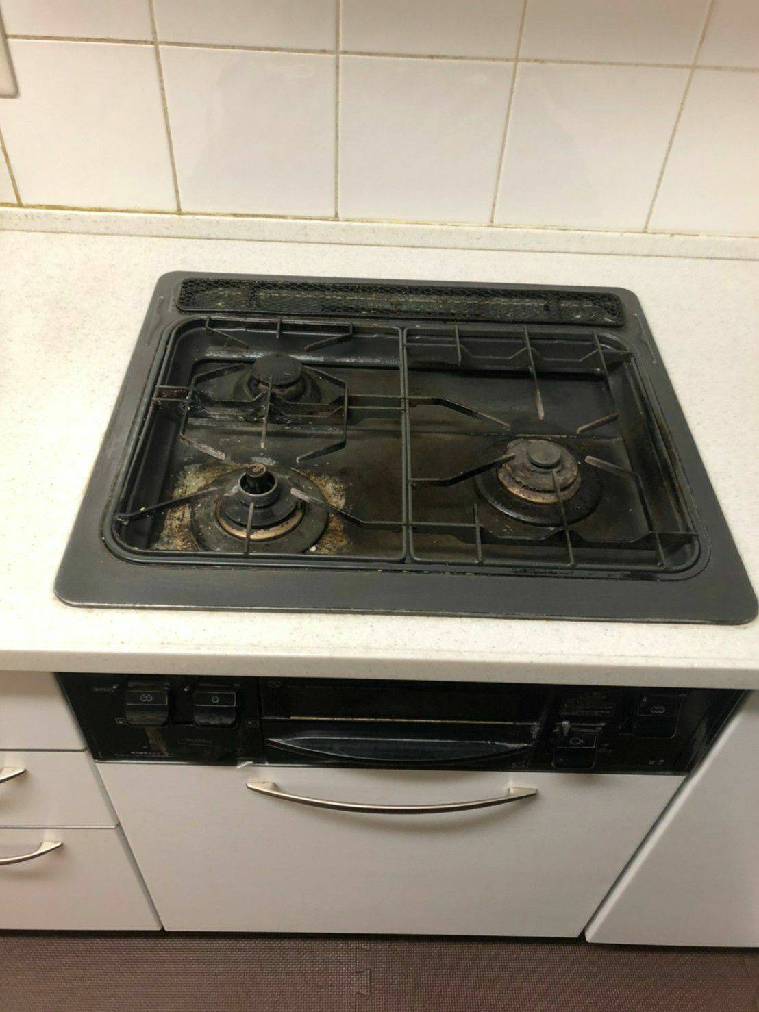 施工前 | 藤沢市周辺エリアのガス給湯器・電気温水器・エコキュート交換｜ 株式会社内藤商事