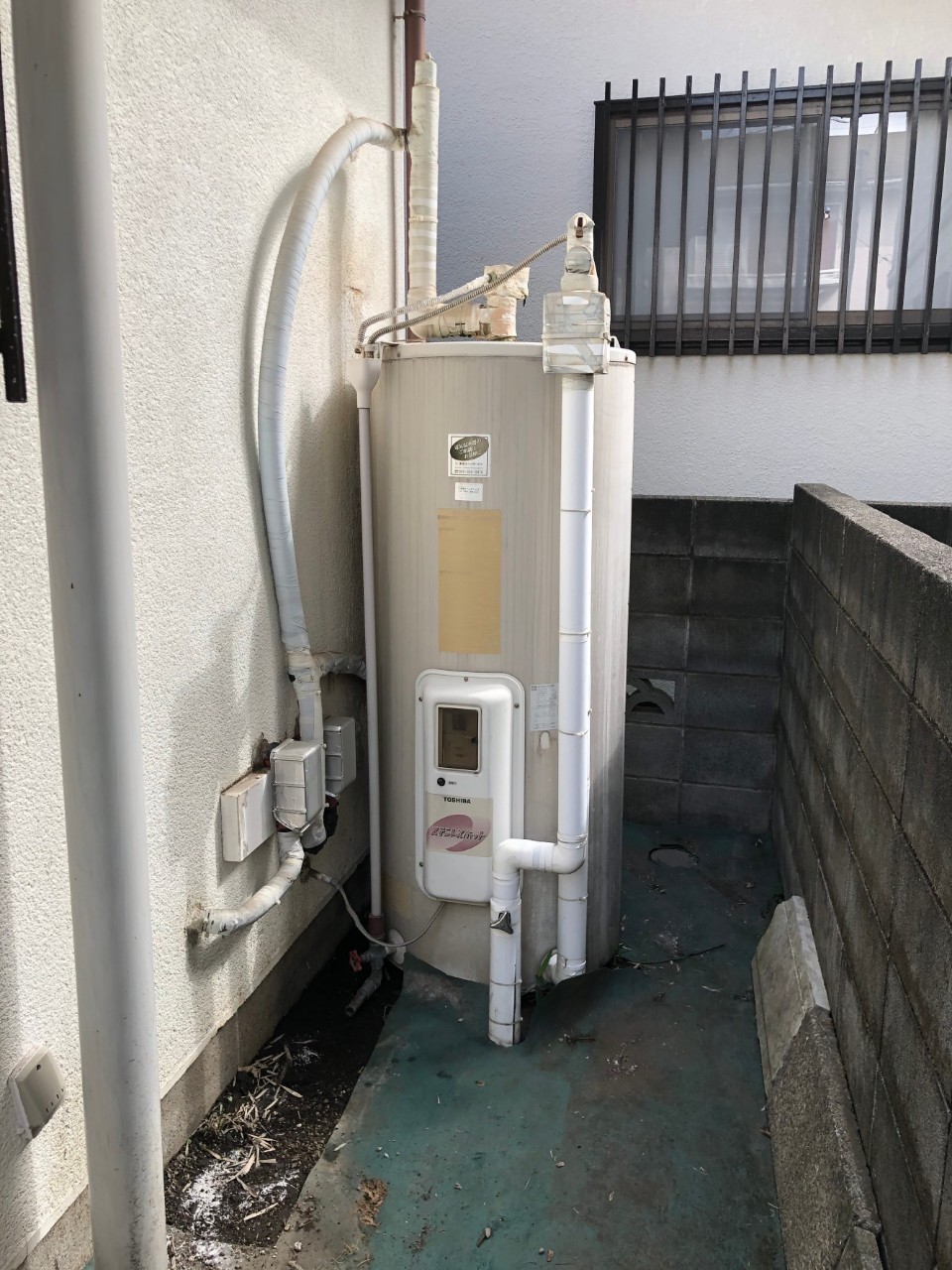 施工前 | 藤沢市周辺エリアのガス給湯器・電気温水器・エコキュート交換｜ 株式会社内藤商事