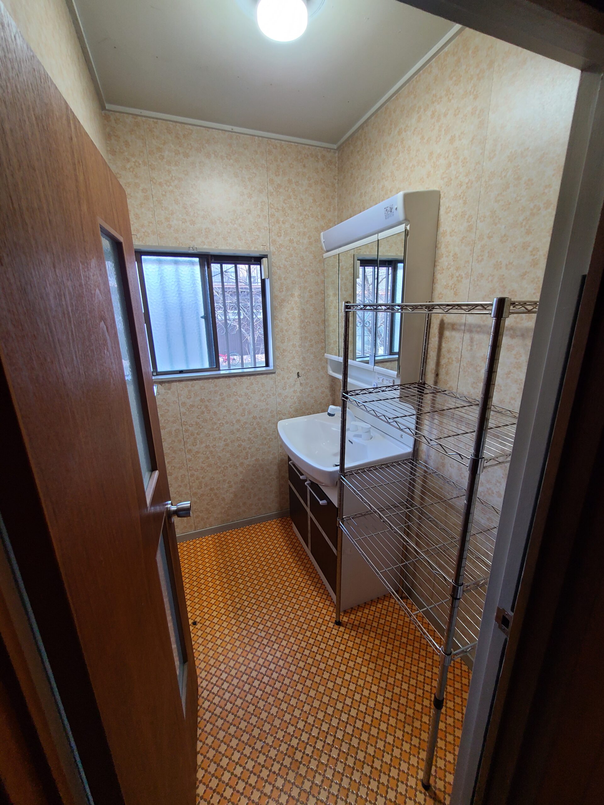 施工前 | 藤沢市周辺エリアのガス給湯器・電気温水器・エコキュート交換｜ 株式会社内藤商事