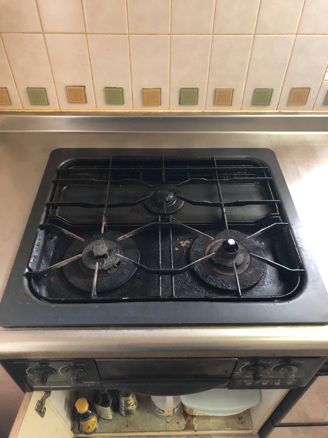 施工前 | 藤沢市周辺エリアのガス給湯器・電気温水器・エコキュート交換｜ 株式会社内藤商事