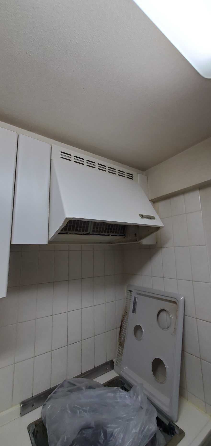 施工前 | 藤沢市周辺エリアのガス給湯器・電気温水器・エコキュート交換｜ 株式会社内藤商事