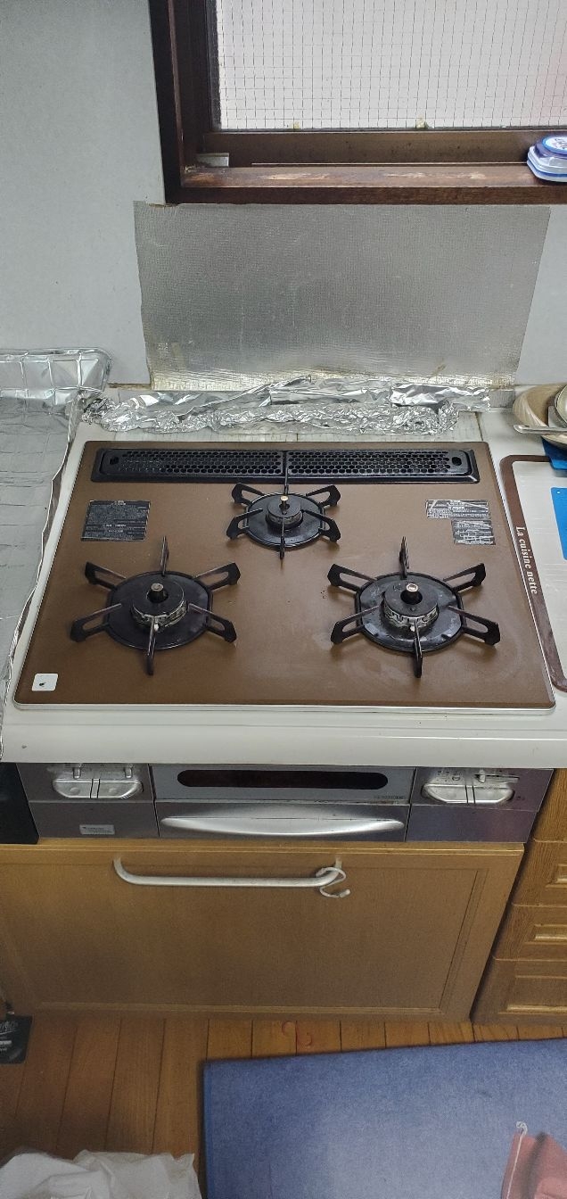 施工前 | 藤沢市周辺エリアのガス給湯器・電気温水器・エコキュート交換｜ 株式会社内藤商事