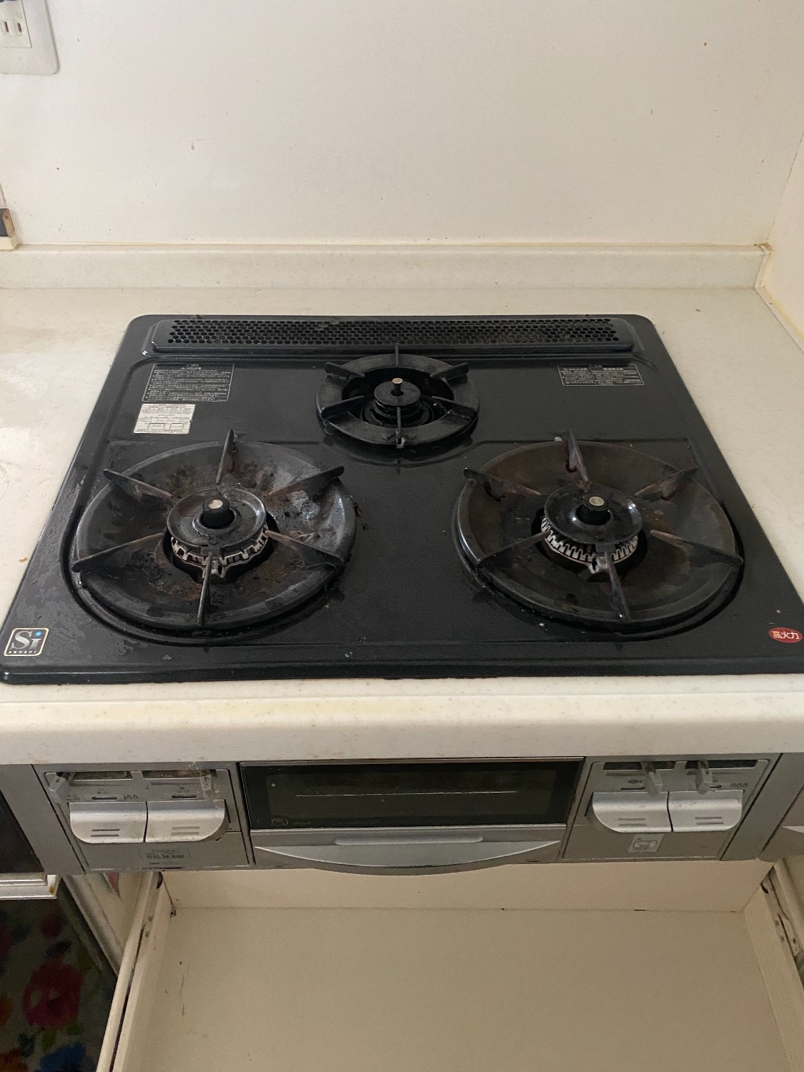 施工前 | 藤沢市周辺エリアのガス給湯器・電気温水器・エコキュート交換｜ 株式会社内藤商事