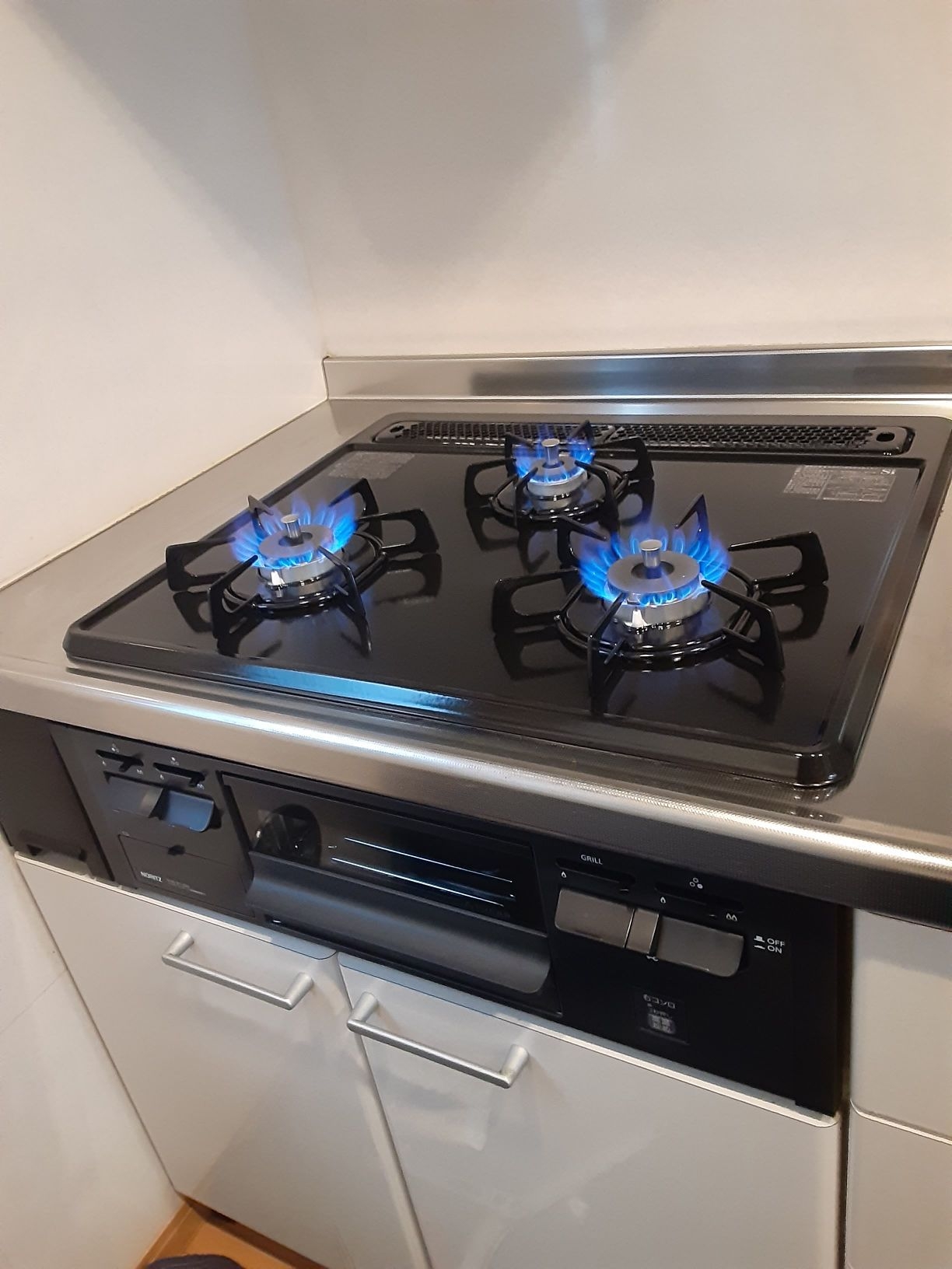 施工後 | 藤沢市周辺エリアのガス給湯器・電気温水器・エコキュート交換｜ 株式会社内藤商事