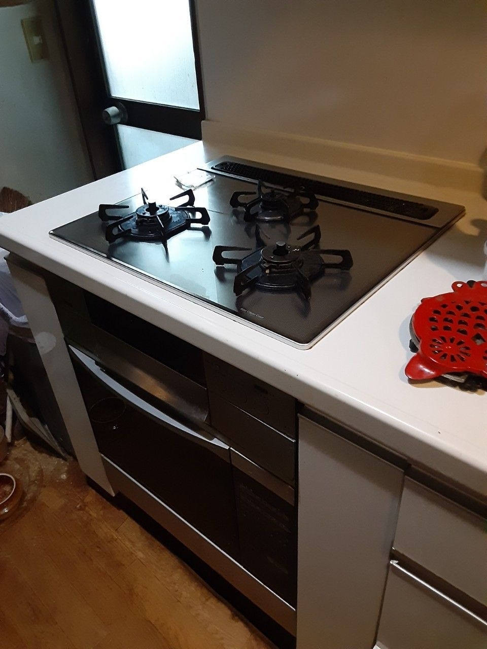 施工前 | 藤沢市周辺エリアのガス給湯器・電気温水器・エコキュート交換｜ 株式会社内藤商事