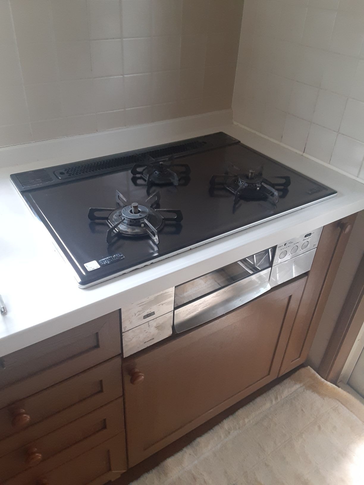 施工前 | 藤沢市周辺エリアのガス給湯器・電気温水器・エコキュート交換｜ 株式会社内藤商事