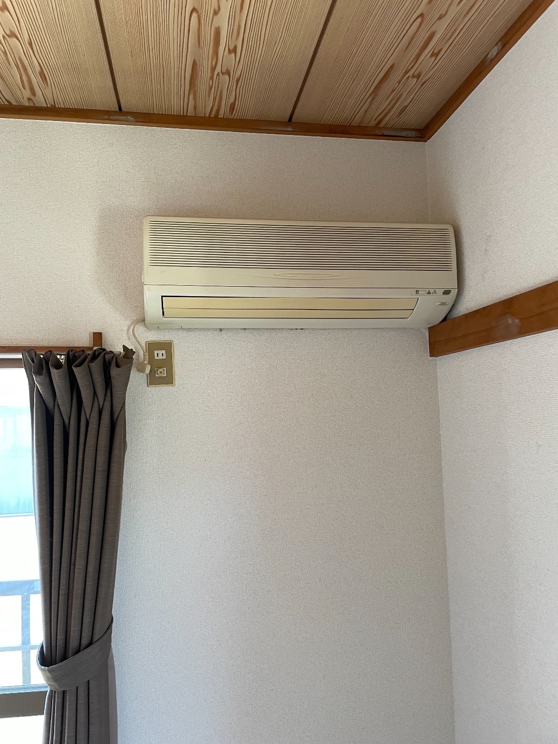 施工前 | 藤沢市周辺エリアのガス給湯器・電気温水器・エコキュート交換｜ 株式会社内藤商事