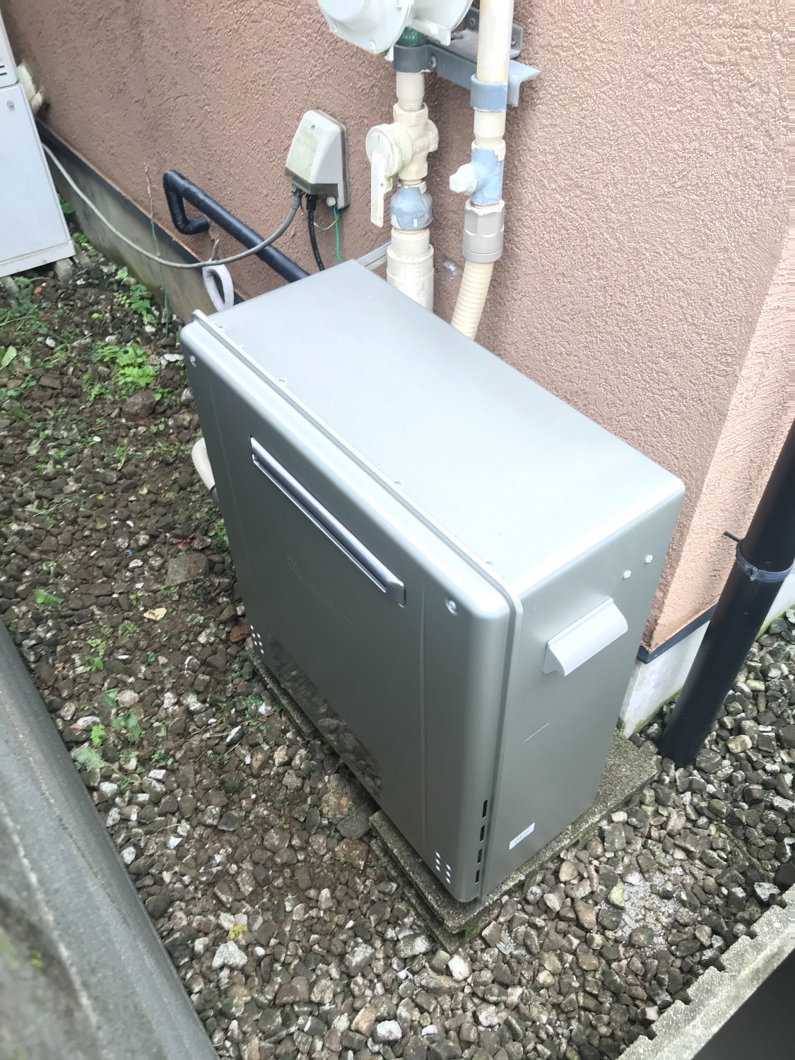 施工後 | 藤沢市周辺エリアのガス給湯器・電気温水器・エコキュート交換｜ 株式会社内藤商事