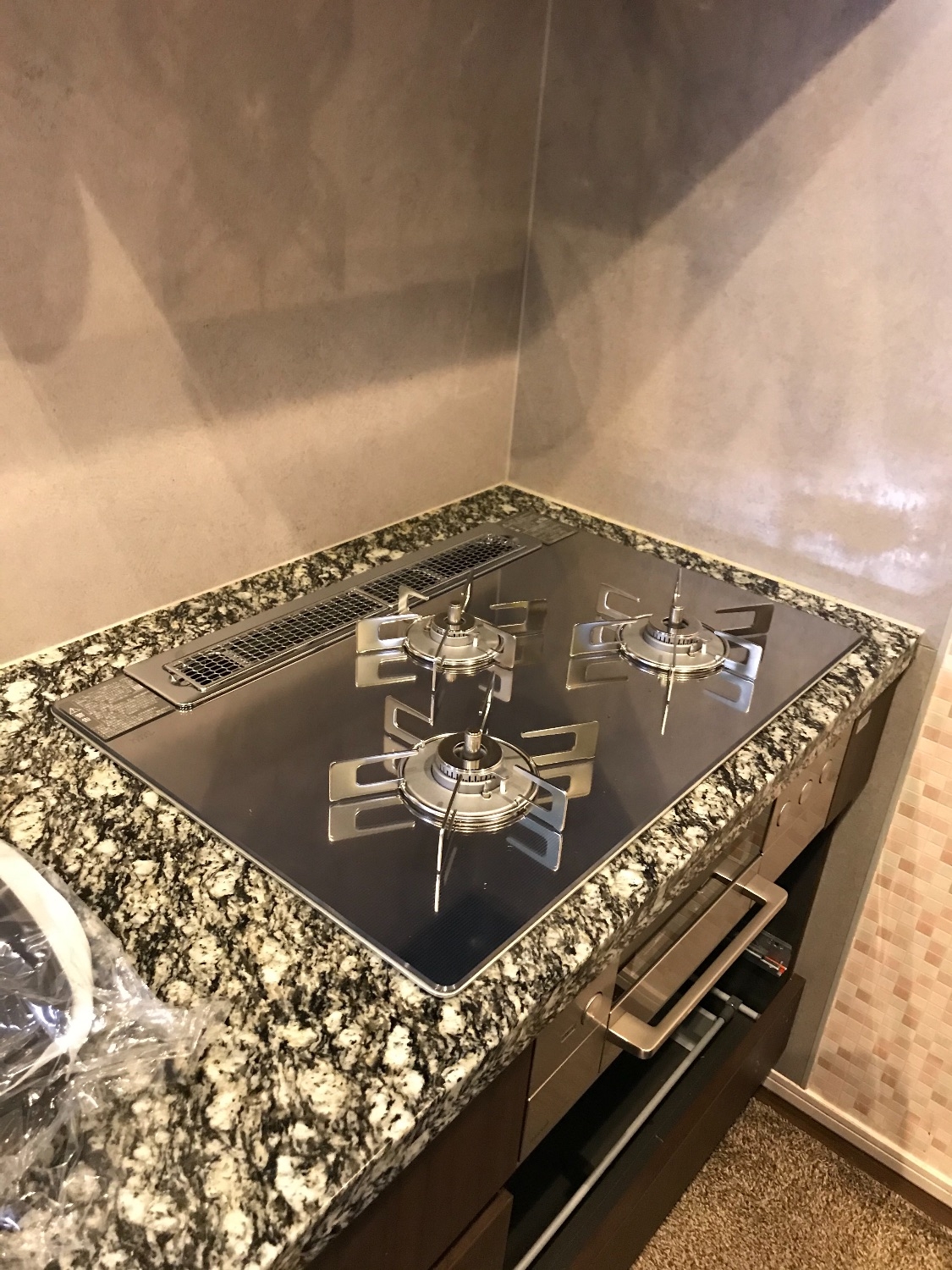 施工後 | 藤沢市周辺エリアのガス給湯器・電気温水器・エコキュート交換｜ 株式会社内藤商事