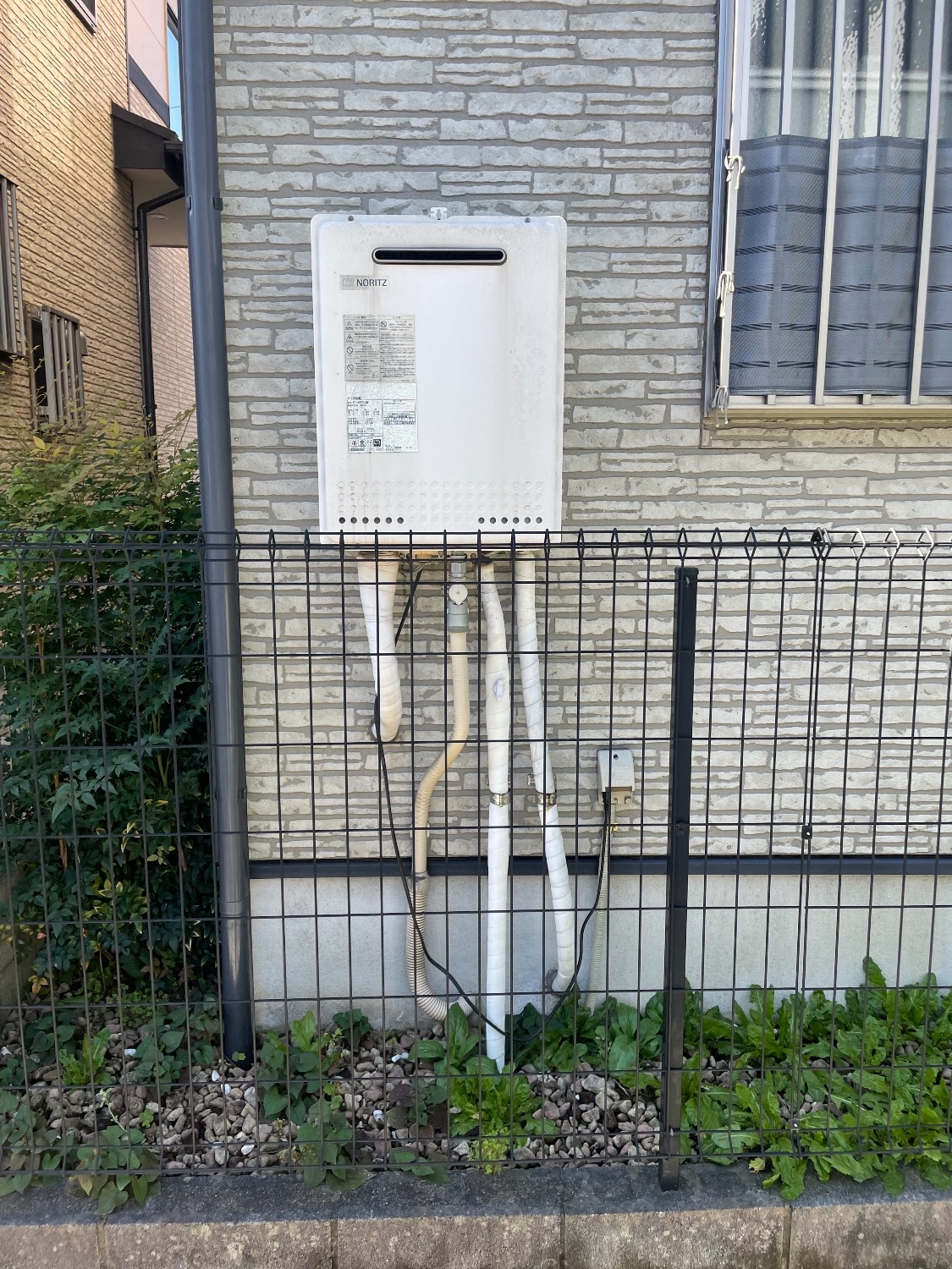 施工前 | 藤沢市周辺エリアのガス給湯器・電気温水器・エコキュート交換｜ 株式会社内藤商事