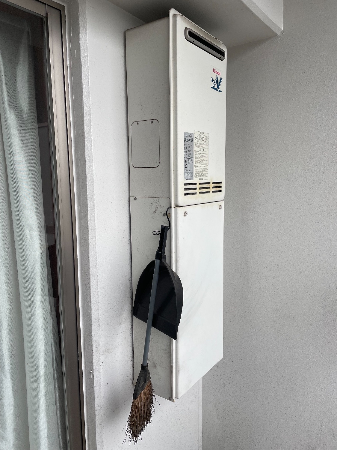 施工前 | 藤沢市周辺エリアのガス給湯器・電気温水器・エコキュート交換｜ 株式会社内藤商事