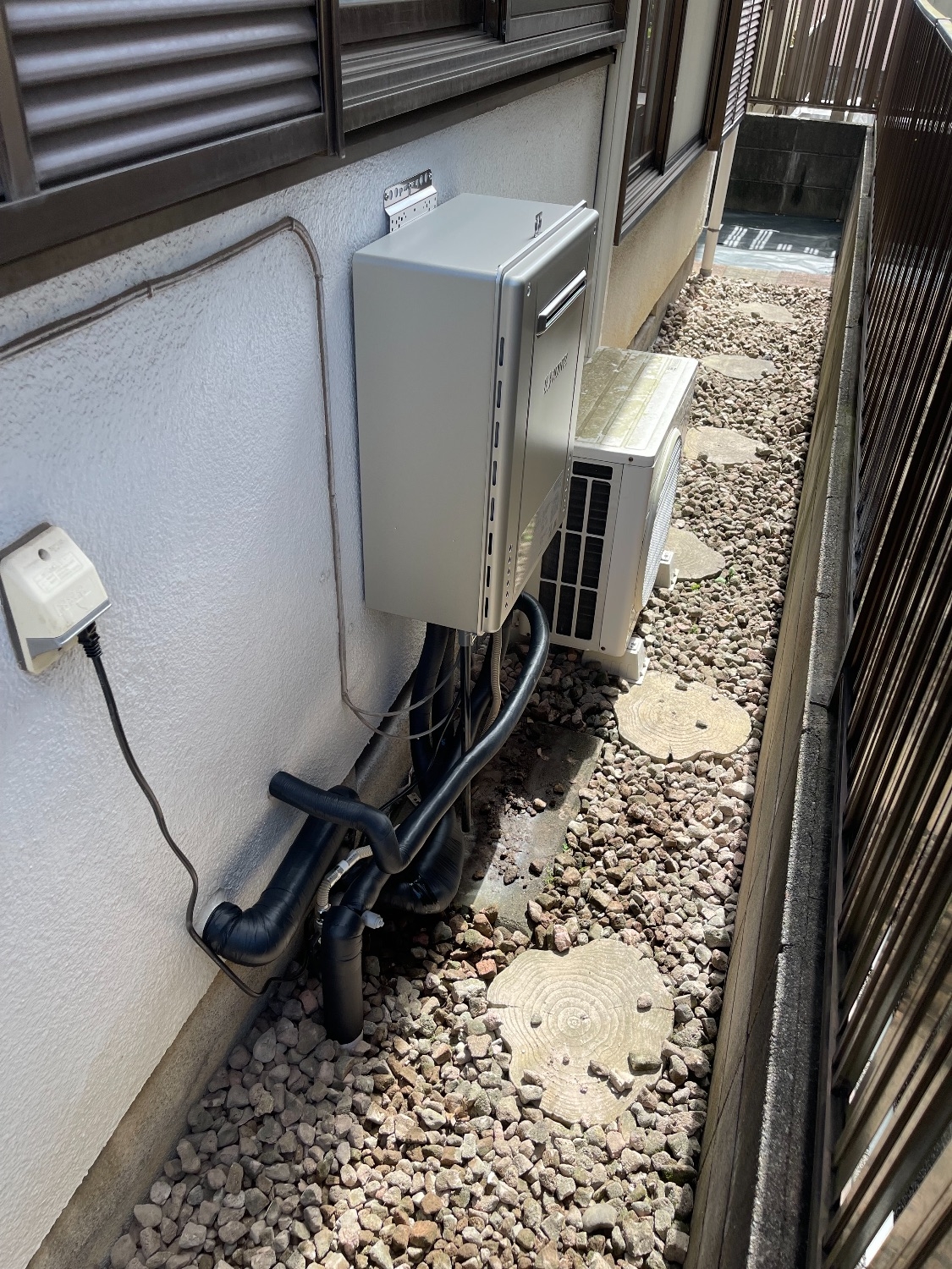 施工後 | 藤沢市周辺エリアのガス給湯器・電気温水器・エコキュート交換｜ 株式会社内藤商事