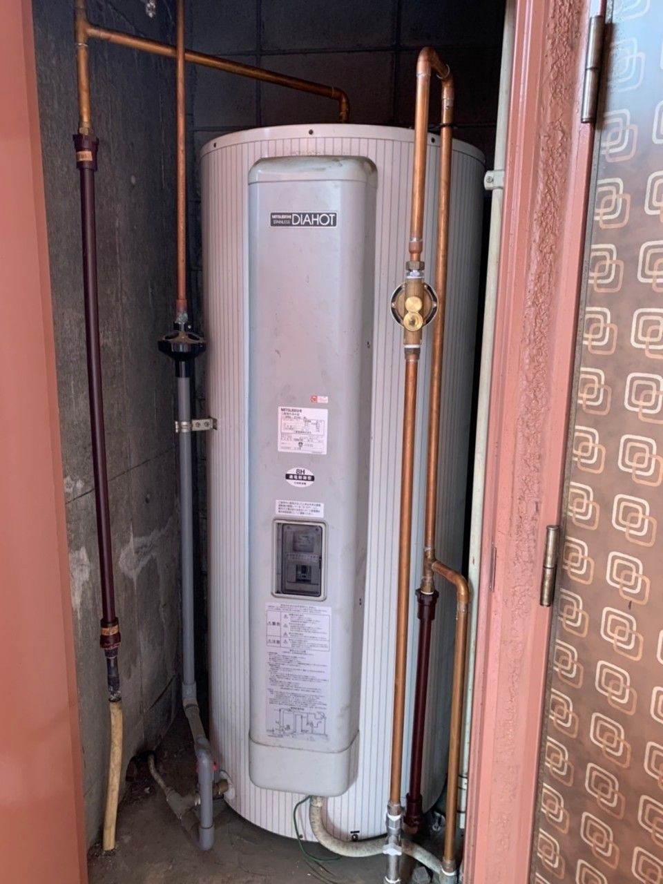 施工前 | 藤沢市周辺エリアのガス給湯器・電気温水器・エコキュート交換｜ 株式会社内藤商事