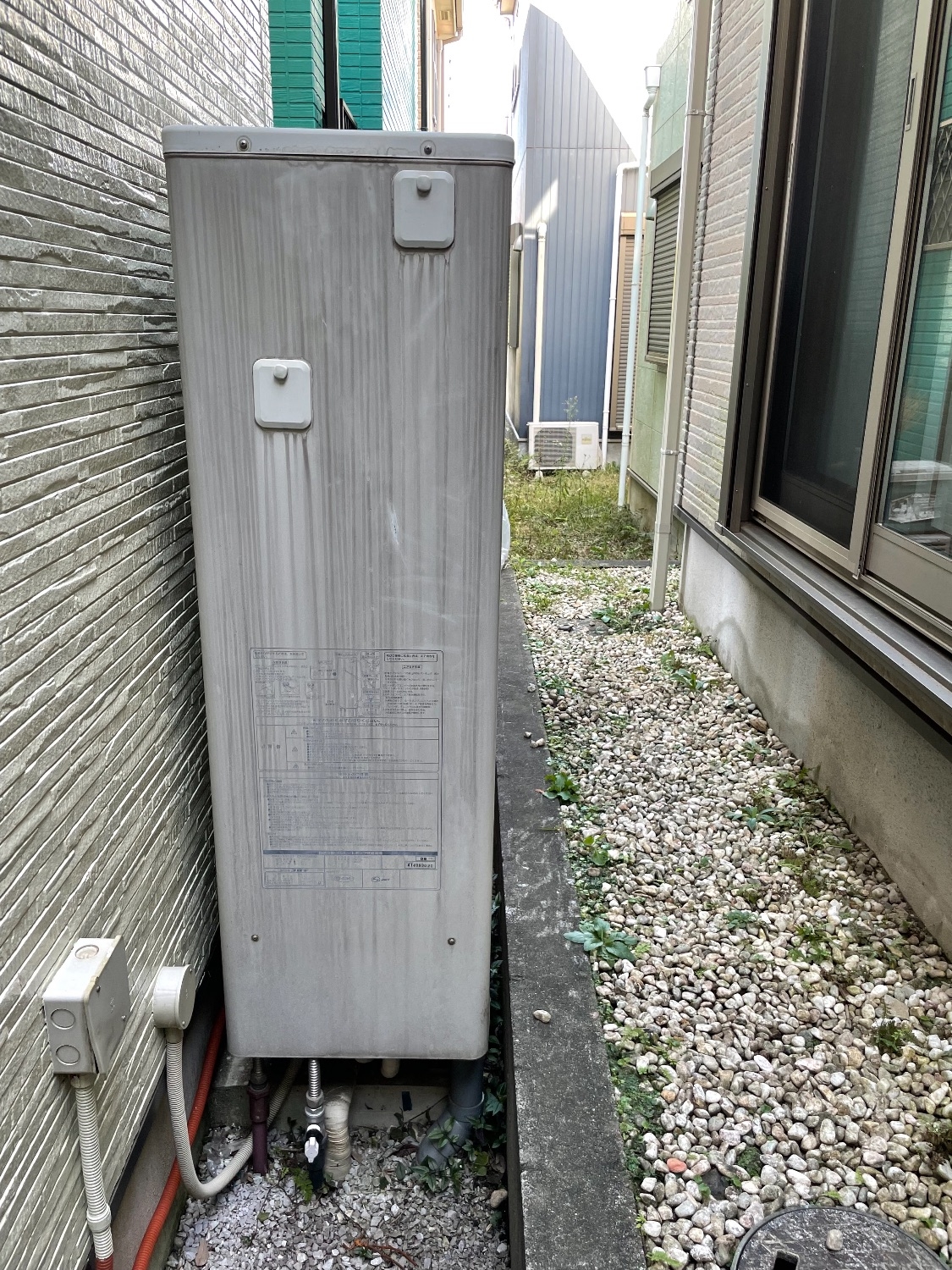 施工前 | 藤沢市周辺エリアのガス給湯器・電気温水器・エコキュート交換｜ 株式会社内藤商事